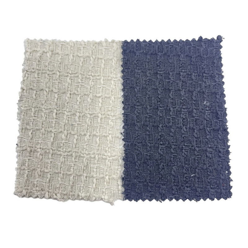 Țesături tweed de lână cu carouri albe în relief pentru paltoane 3786